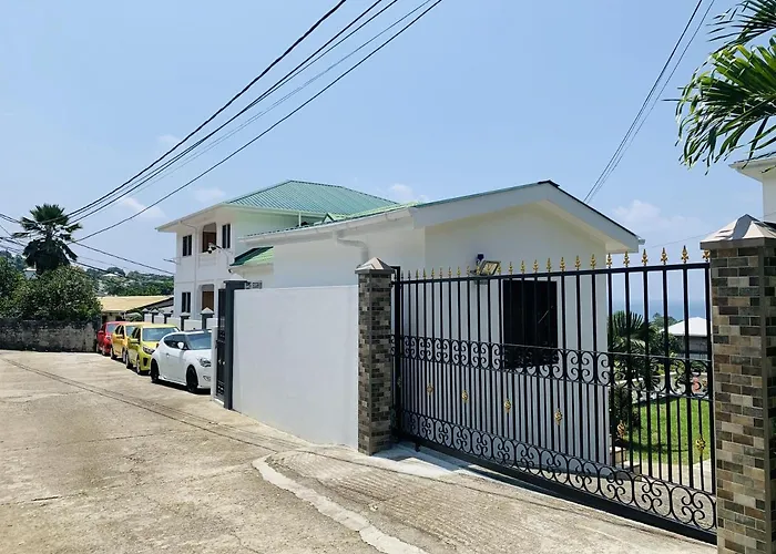 Oceanic View Guest house Beau Vallon (Mahe)
